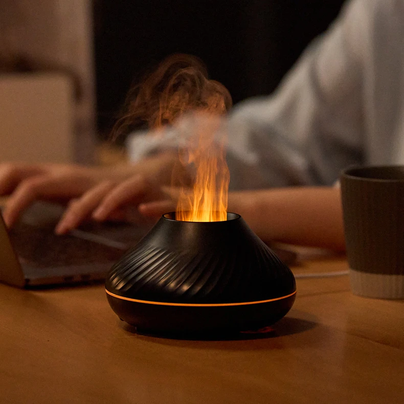 2023 new 130ML flame ultrasonic diffuseur de parfum LED fire Light mini personal space air humidifier usb aroma oil diffuser
