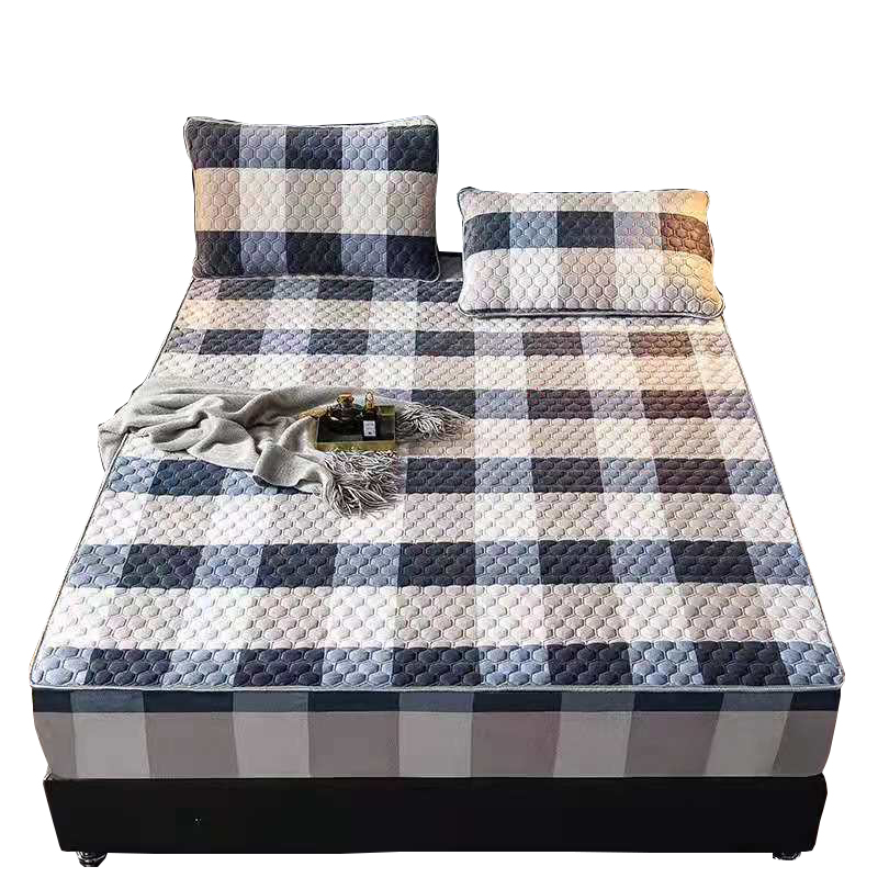 Thicken Warm Velvet Quilted Mattress Cover Soft Flannel King Queen Customized Mattress Protector Cover Not Including Pillowcase