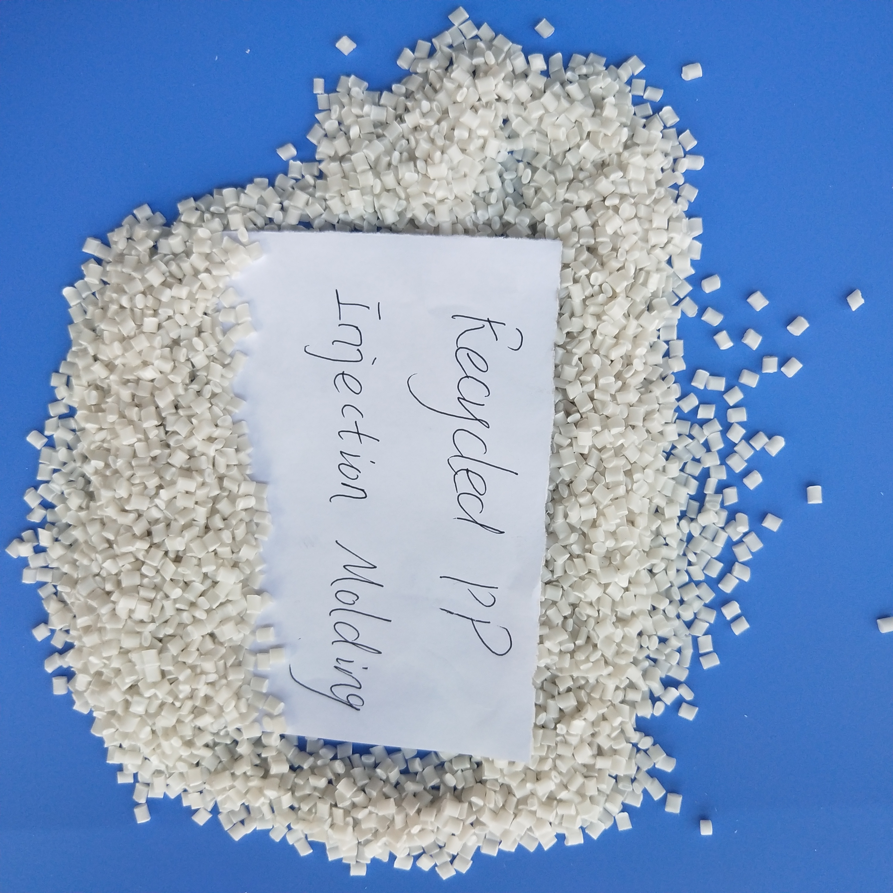 Низкая цена переработанные/девственные Hdpe/Ldpe/Lldpe гранулы/Hdpe пластиковое сырье