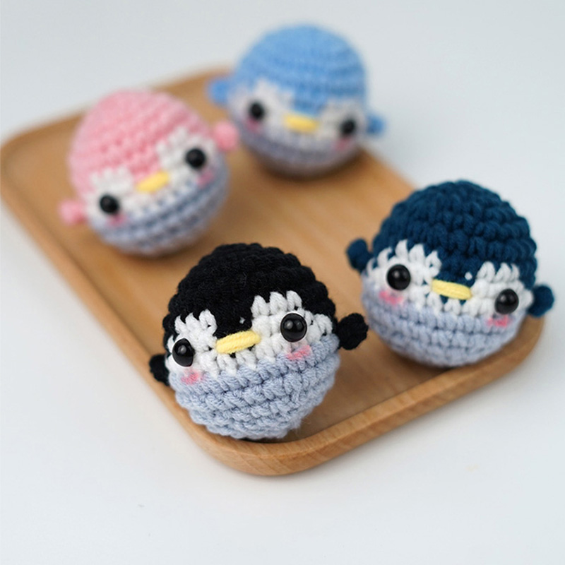 Top Quality DIY handmade little penguin knitting crochet keyring buckle