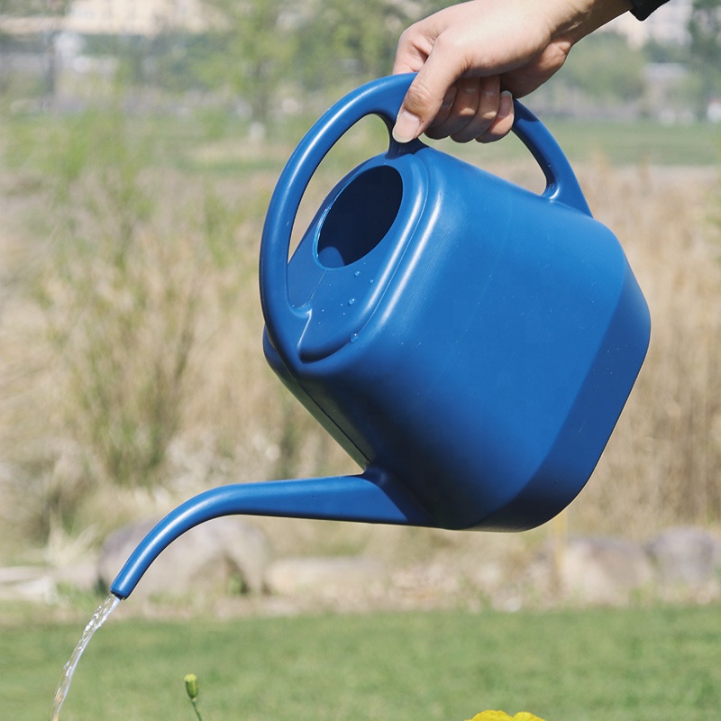 A0552 4L Plastic Wholesale Garden Watering Can Garden Watering Pot water cans