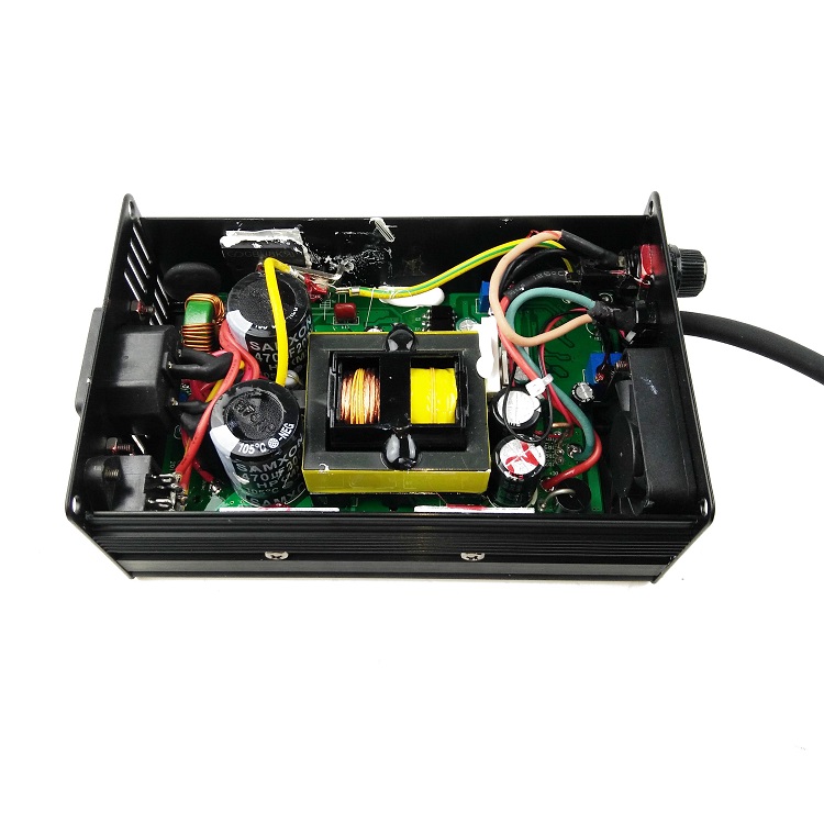 Автомобильный аккумулятор charger12V 15A с алюминиевой оболочкой, свинцово-Кислотное литий-ионное зарядное устройство CE ROSH