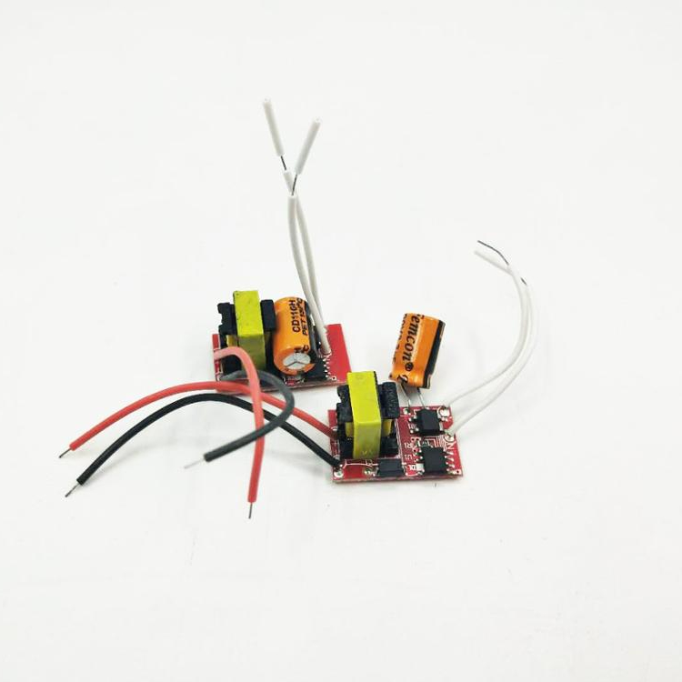Высокоэффективный источник питания драйвера 170VAC - 265VAC Leds