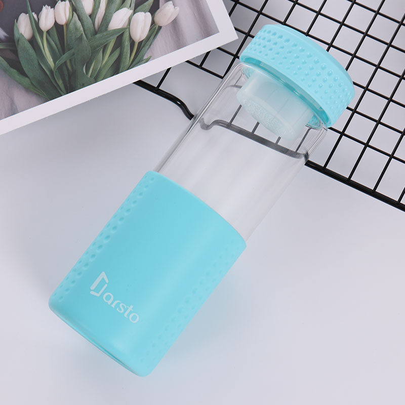 320ML Clear Elegant Glass Water Bottle With Silicone Sleeves Spill Proof Water Bottle Ecofriendly