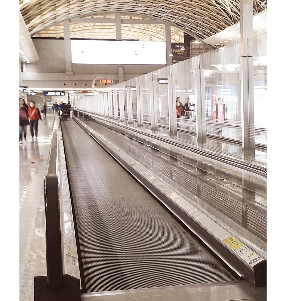 Эскалатор для метро с гарантией 18 месяцев высокого качества