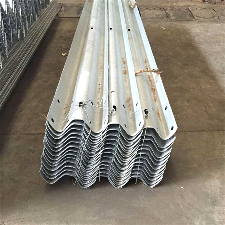 Professional manufacturer hot sale anti-rusting metal w beam bridge highway guard rail