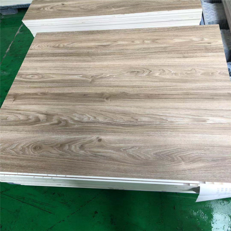 Дешевый износостойкий виниловый ламинат click SPC flooring