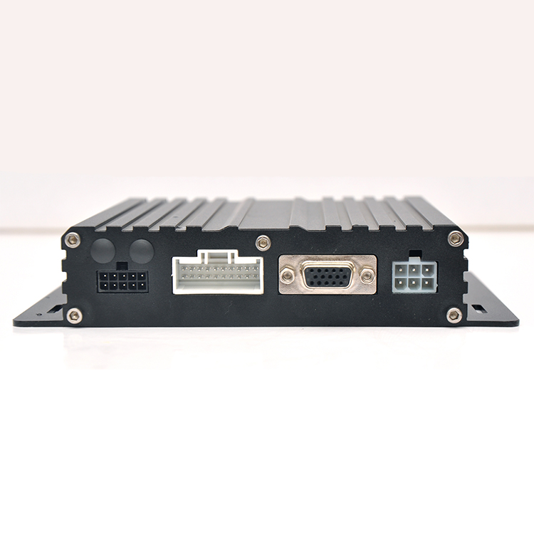 Напрямую с фабрики продать автомобиль GPS трекер 3 г/Wi Fi автобус MDVR интегрированный с счетчик пассажиров