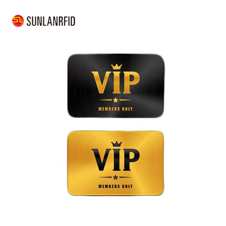 Бесплатный образец Cmyk печать позолоченный пластик ПВХ Rfid тренажерный зал VIP Подарочная Карточка участника с Qr код