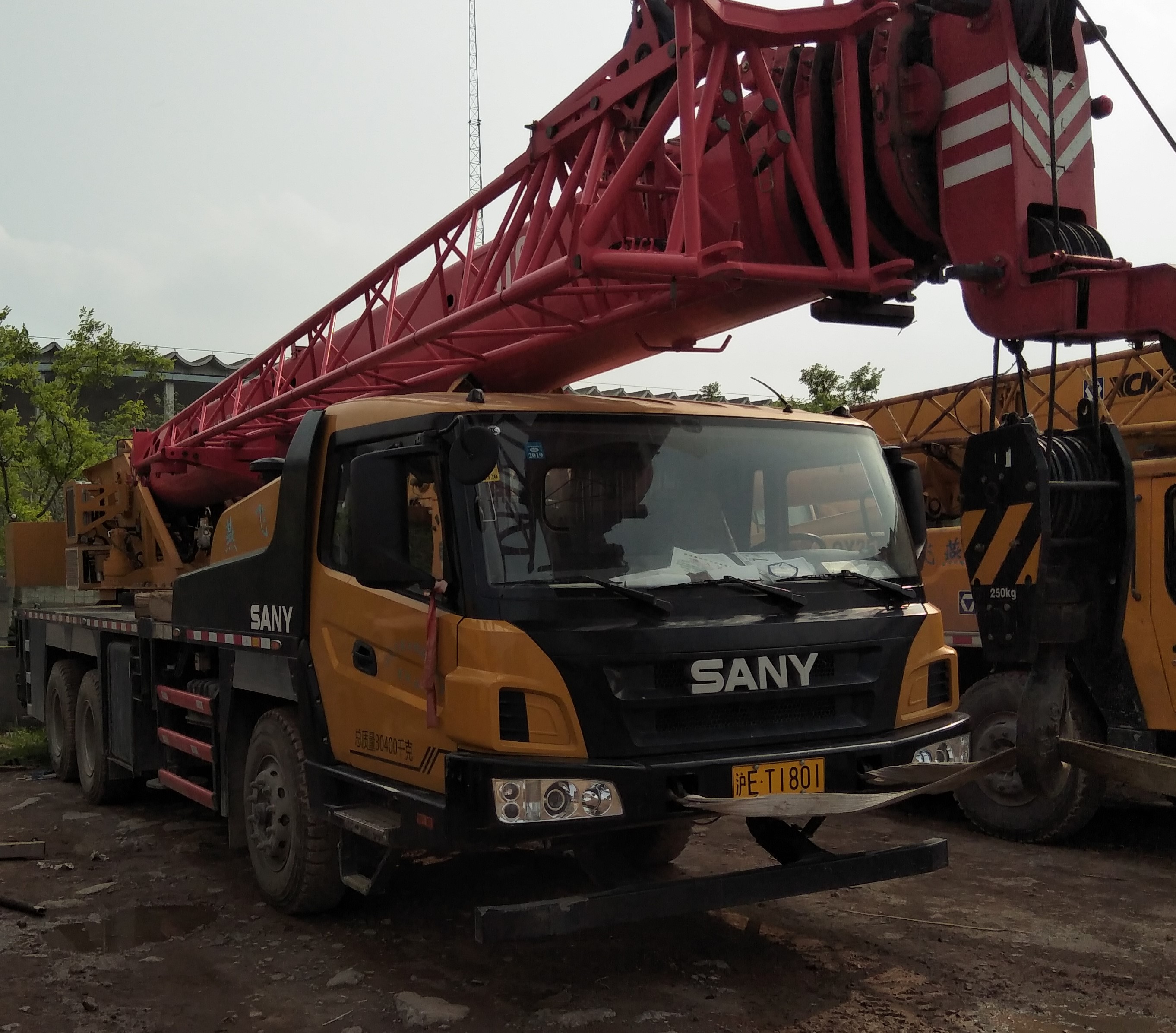 Лучшая цена, бывший в употреблении SANY STC250, 25 тонн, непрерывный грузовой кран на продажу