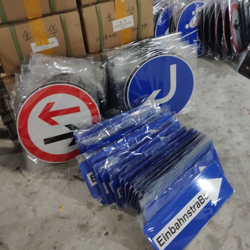 Reflective Film Metal Outdoor Sign Board Emboss Road Traffic Street Arrow Sign Board