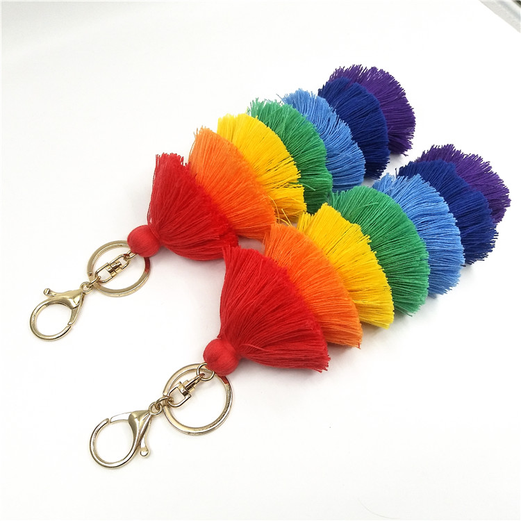 Colorful Cotton pompom keychain for handbag & Ombre tassel pompom for handbag& pompom tassel for backpack