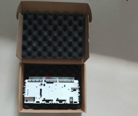 PLC 90% новый оригинальный RDCU-02C