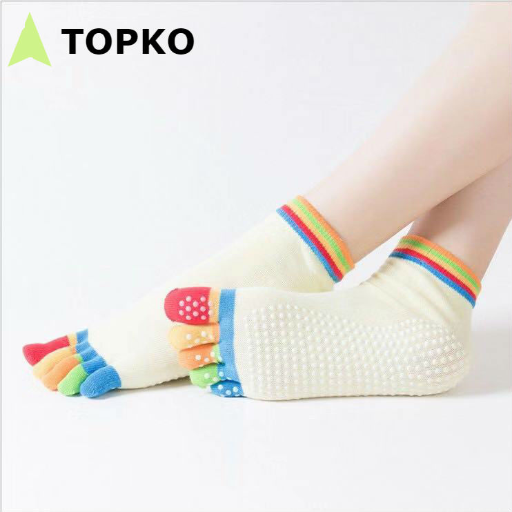 TOPKO изготовленным на заказ логосом анти-ручка с защитой от скольжения, Йога Пилатес носки для женщин и мужчин с рукояткой