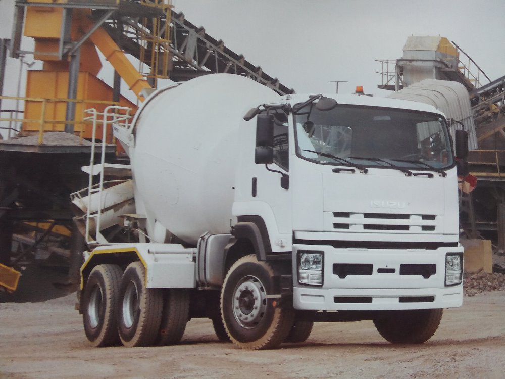 Новинка, бетономешалка ISUZU 8*4/Бетономешалка для продажи
