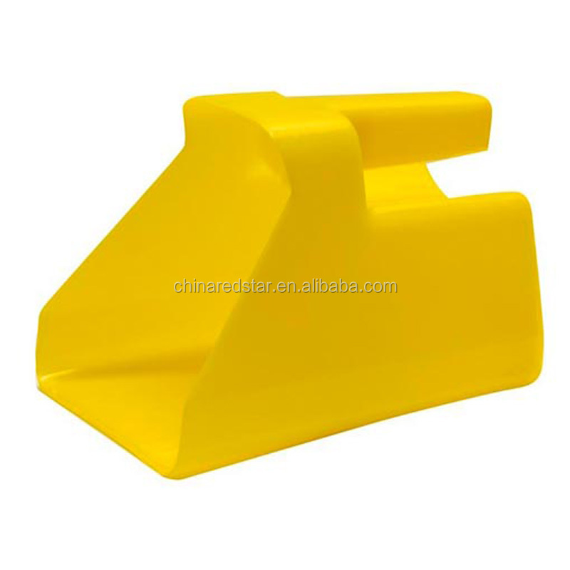 Plastic Colorful Standing Horse Feed Scoop