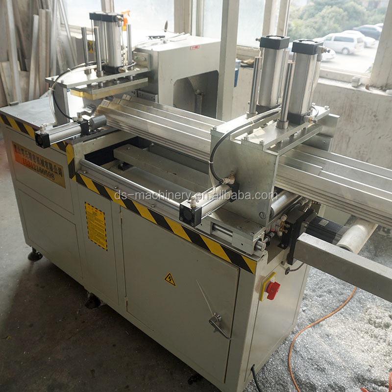 Fully automatic aluminum/copper profile/corner brace/frame/tube cutting saw machine