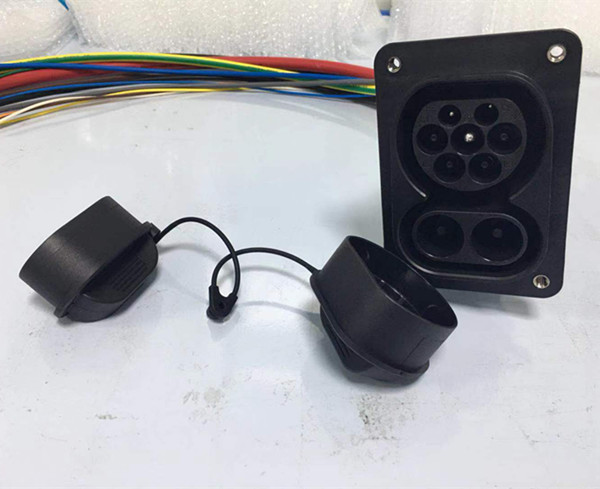 Duosida DC Combo 2 socket с крышкой ccs 2