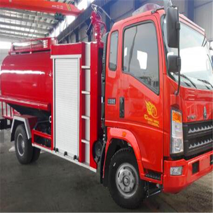 howo 140hp 4x2 small rescue fire truck price