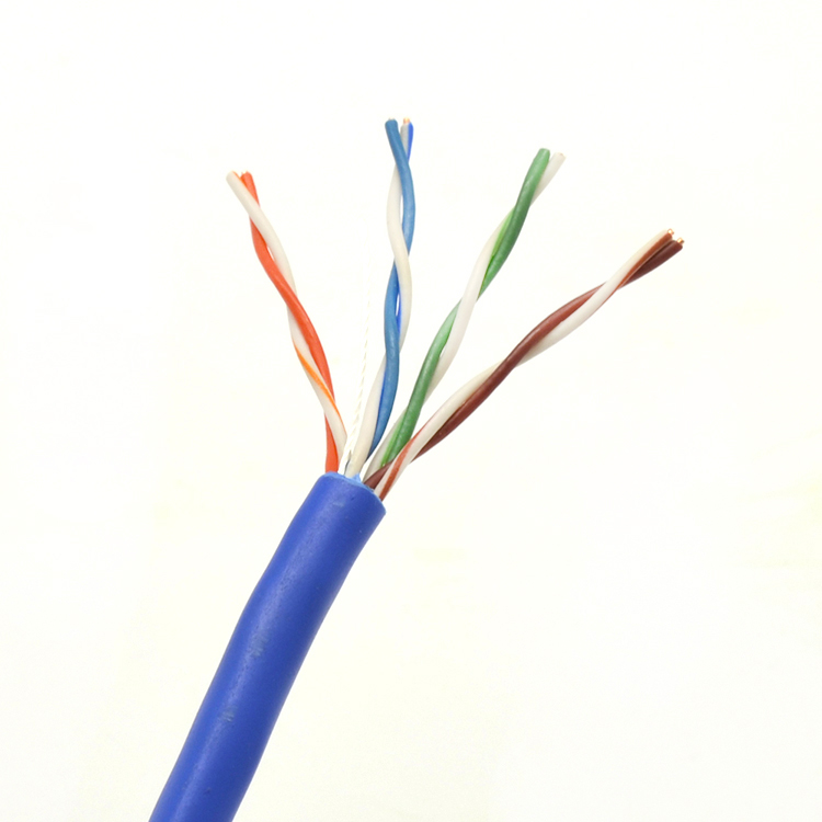 С высококачественным кабелем Upt Cat 5 Lan Utp Cat5e 4p ISO Factory