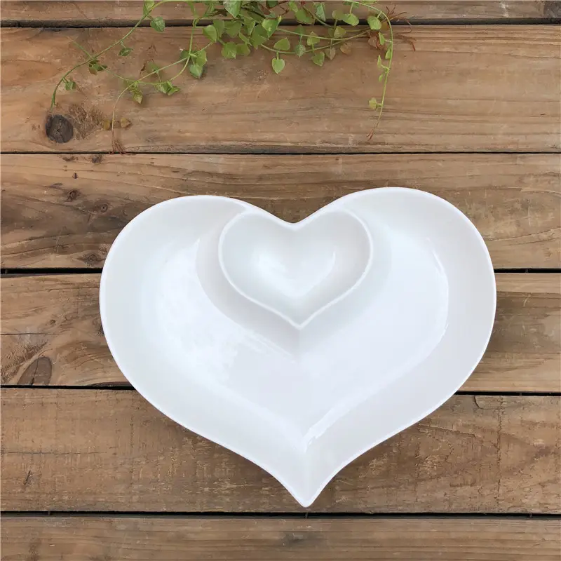 restaurant ceramic plate with love heart shape for snack and dessert use