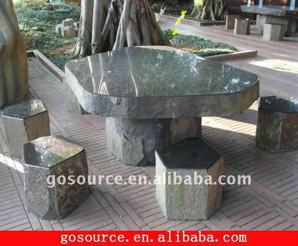 Уличная садовая мебель из гранита