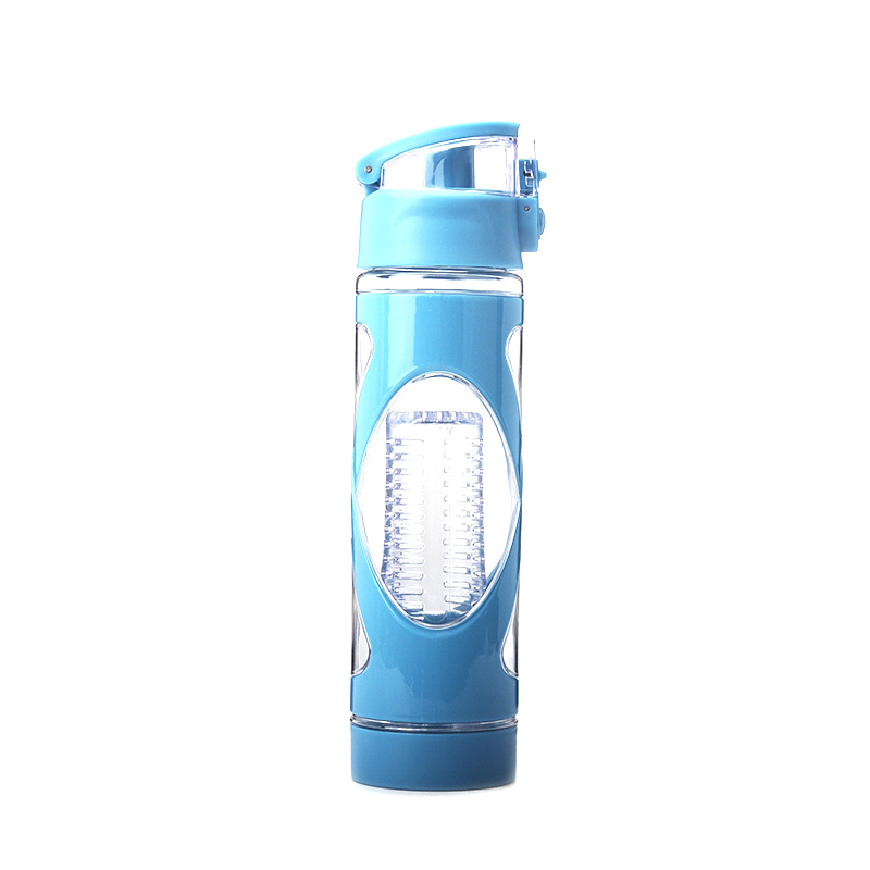 new design products 650ml bpa free tritan fruit infuser plastic water bottle with sleeve