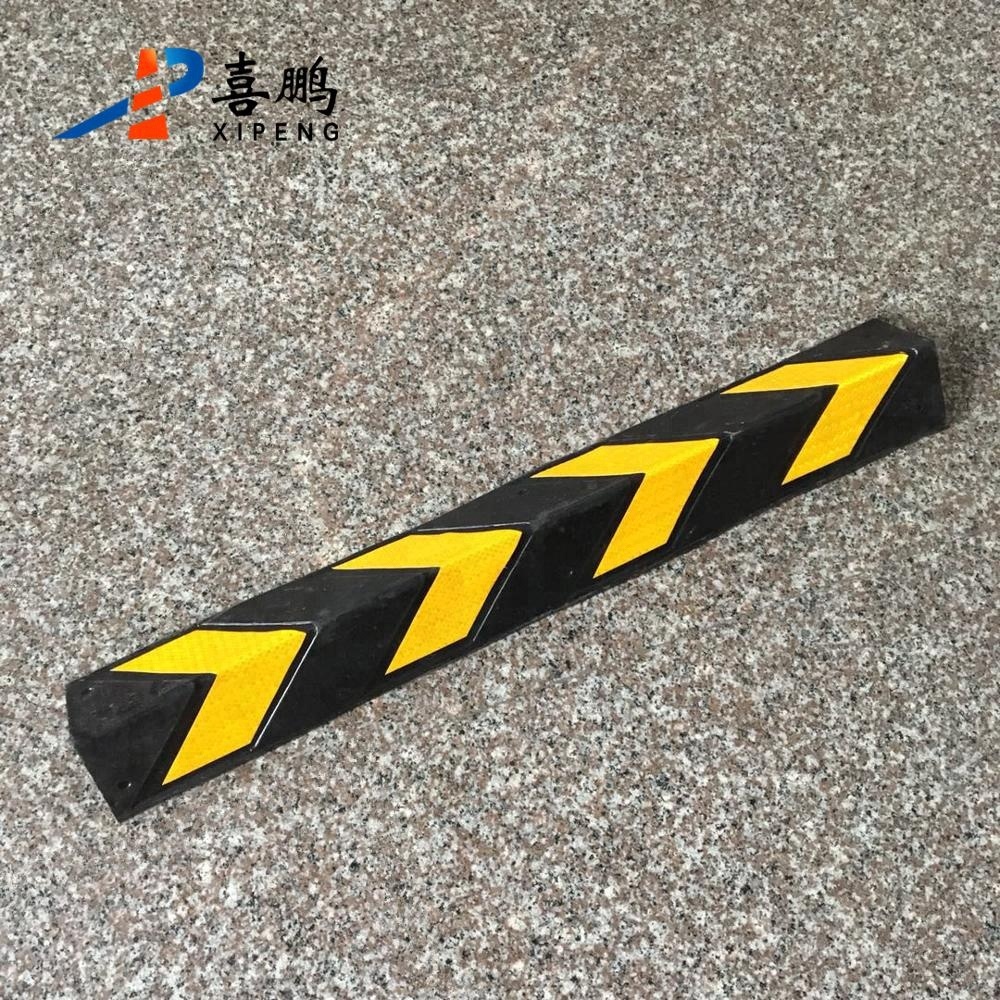 Wholesale Reflective Right Angle Corner Protector Rubber Wall Corner Guard For Parking Lot