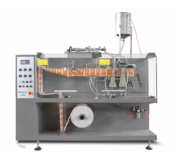 Factory supplier automatic 500ml liquid sachet filling and sealing machine