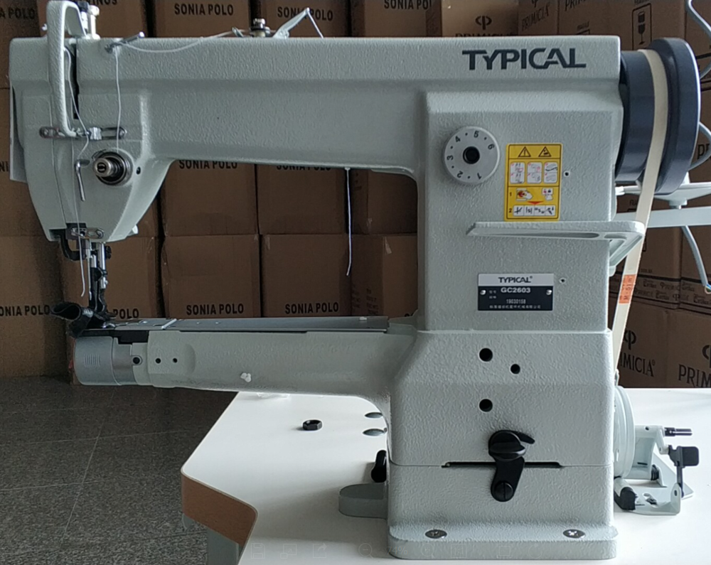 Стандартная швейная машина GC2603 GC2605