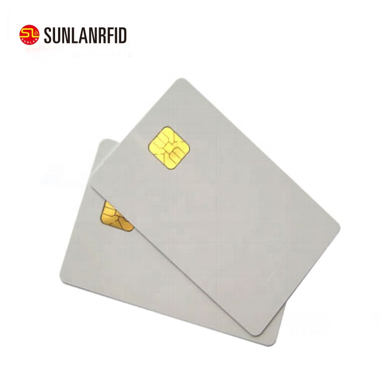 Размер кредитной карты SLE4442 SLE5542 SLE5528 чип чистый RFID свяжитесь с интеллектуальной IC-картой для платежных карт