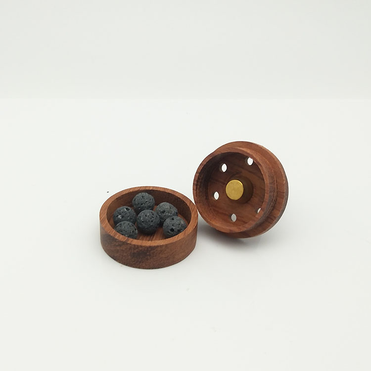 Car fragrance diffuser