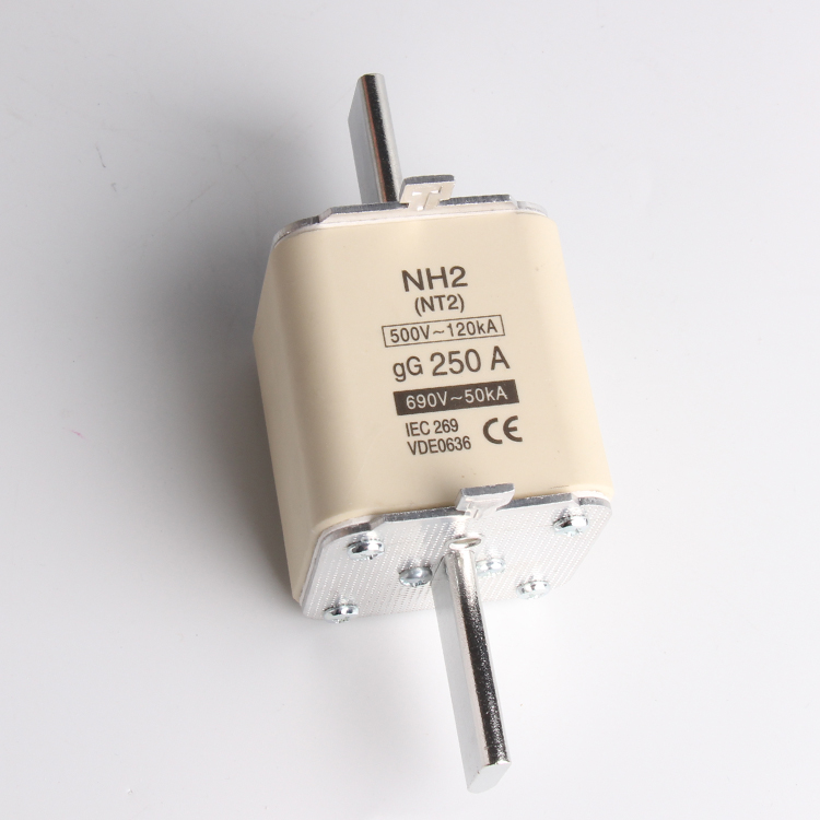 Плавкий предохранитель низкого напряжения NT2 NH2 125A 355A 400A 660V 690V HRC