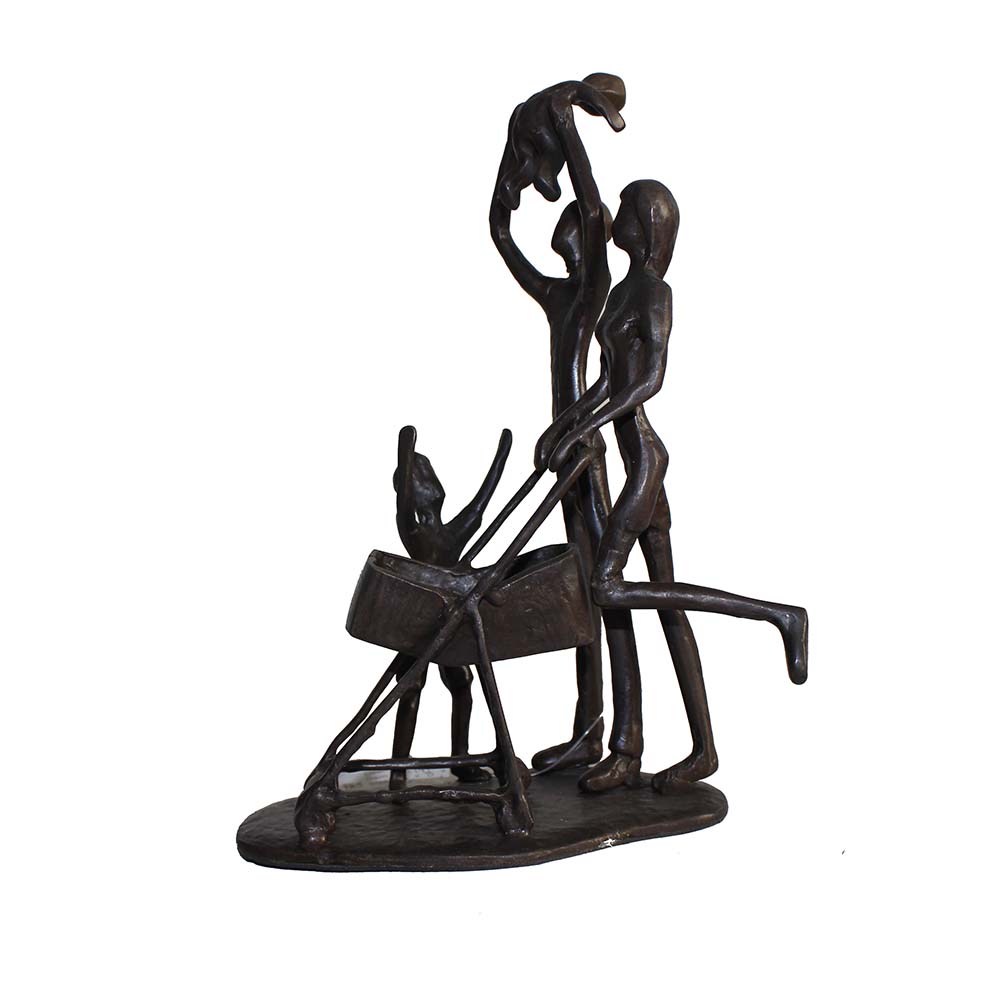 Hot sale custom family shaped metal welding crafts for gift