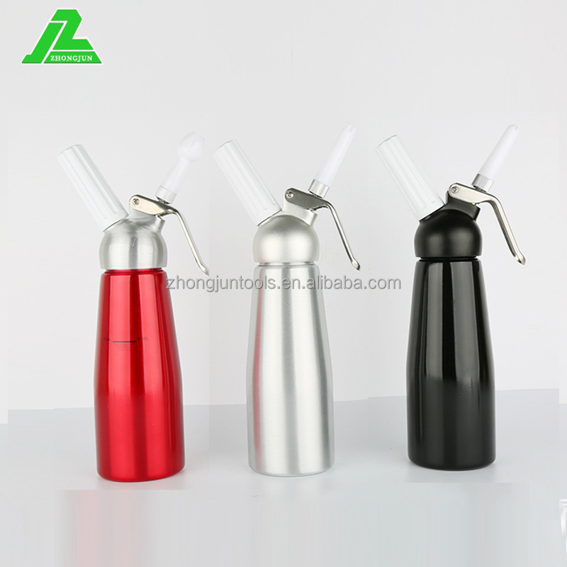 Durable aluminum with forged aluminum whipped cream dispenser without leakage