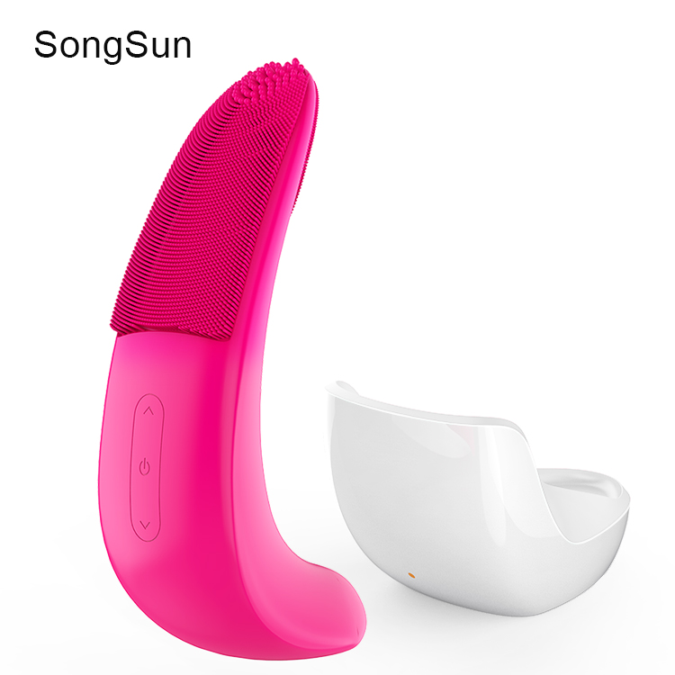 Factory offer handheld Face Massager Beauty Instrument 5V High Quality Face Massager Comfortable silicone face brush