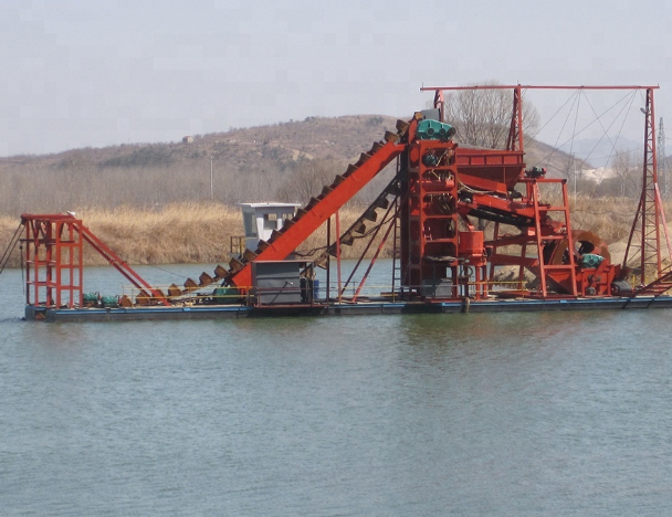 Китай HBC400 400m 3/h речная пескоструйная цепочка/золотой/Алмазный земснаряд/дноуборочная машина