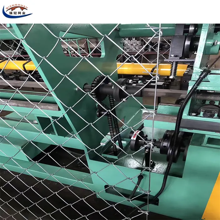 Barbed wire making machine fully automatic weaving wire mesh chain link fence making machine on sale