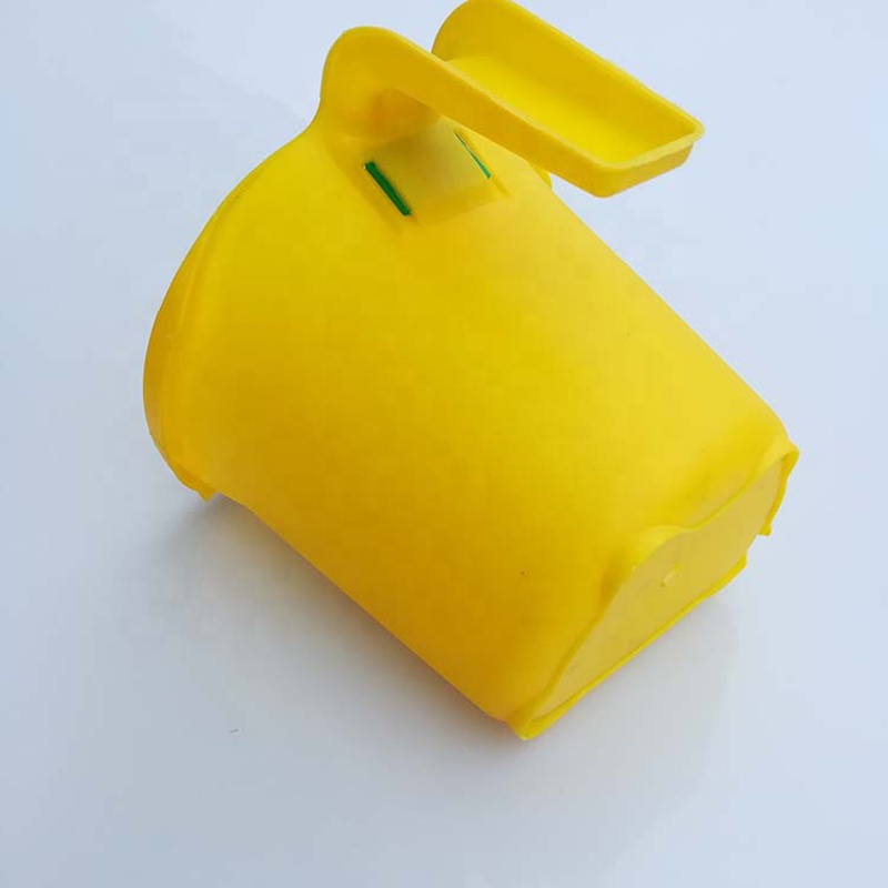 Paint bucket tool paint plastic bucket