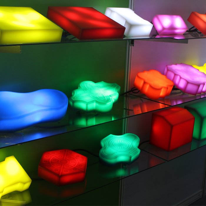 Интерактивная напольная плитка IP67 RGB цветная стеклянная Ландшафтная светодиодная плитка кирпичная лампа