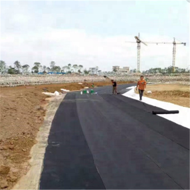 Водонепроницаемая Мембрана EPDM 0,5 мм в подкладке для пруда