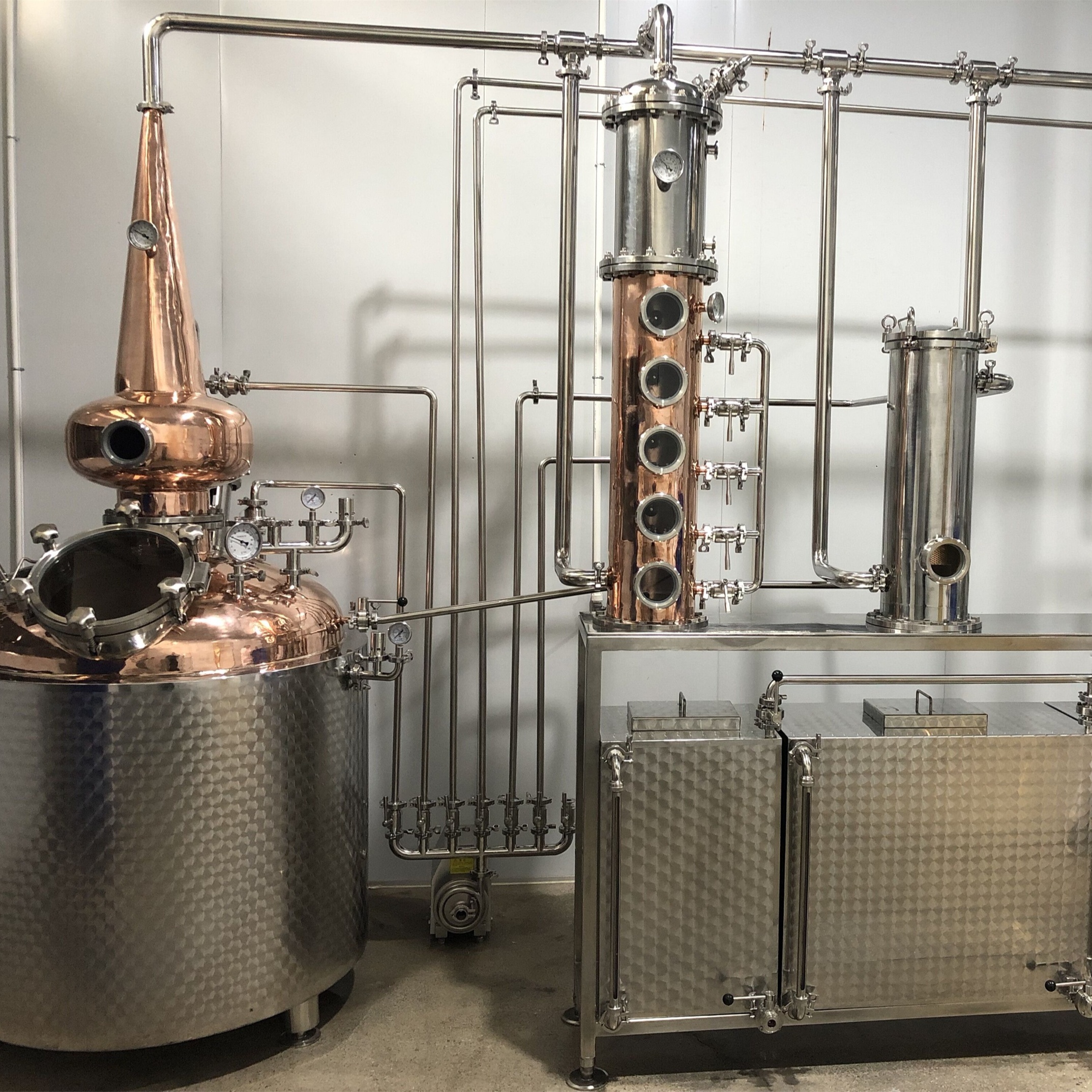 500L дистилляционное оборудование, украшенное мозаикой из драгоценных камней, 12 дюймов медь дефлегматор герметизирующий