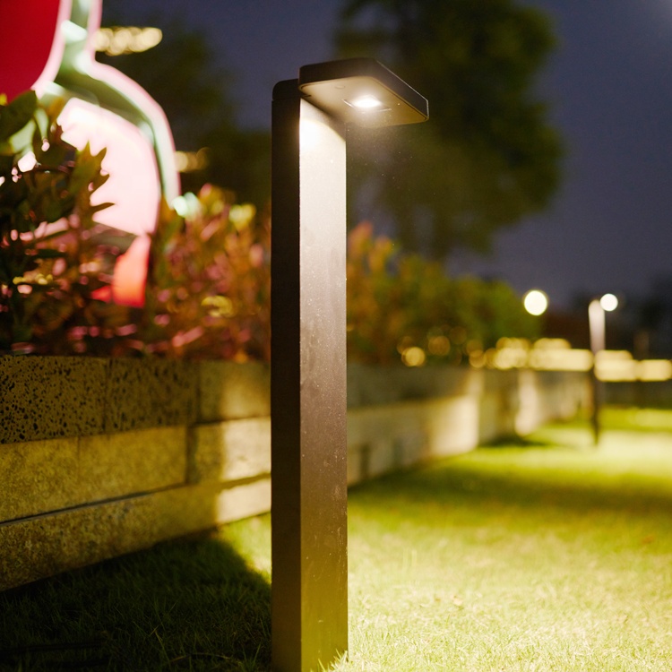 Hot Sell European Style Outdoor Landscape IP65 Waterproof LED Garden Bollard Light