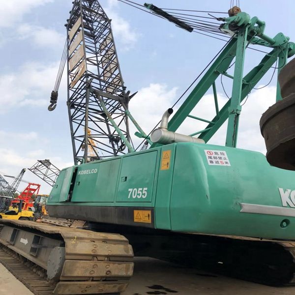 Гидравлический гусеничный кран kobelco 7055, японское производство, 55 тонн, 50 тонн