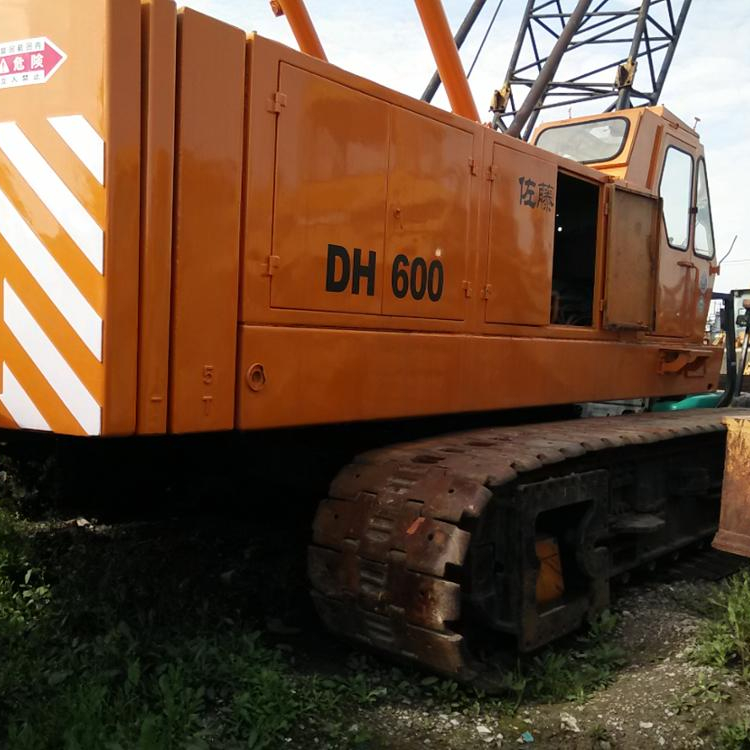 Японский крановый станок Nippon Sharyo гусеничный кран 60 тонн DH600