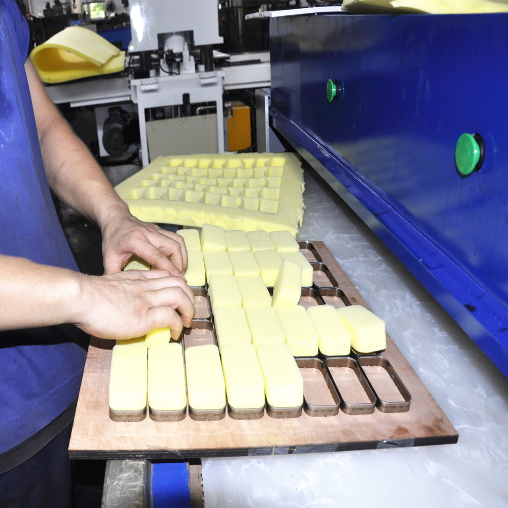 precision hydraulic dish washing sponge press cutting machine
