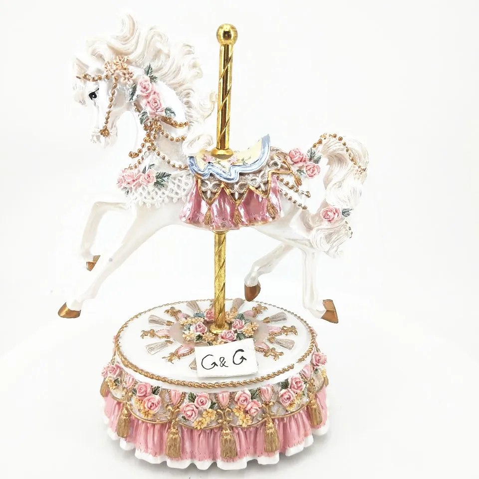 2018 Home Decoration Craft Polyresin Material Carousel Horse Music Box