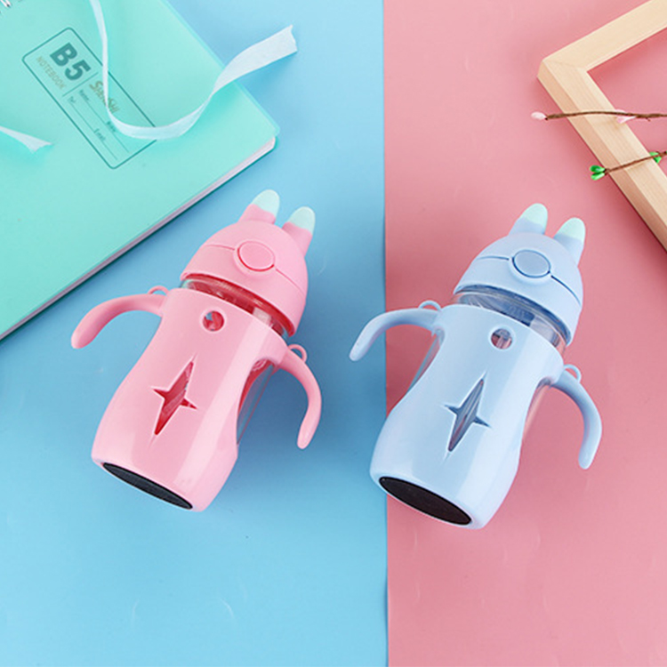 BPA бесплатно 20 унций стеклянный стакан стеклянная бутылка для воды соломенная Силиконовая Защитная крышка с бамбуковой крышкой