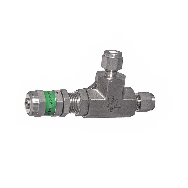 Pressure reducing valve for pressured co2