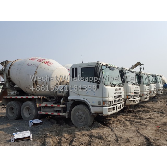 Подержанный 8CBM Mitsubishi Fuso Автобетоносмеситель на продажу